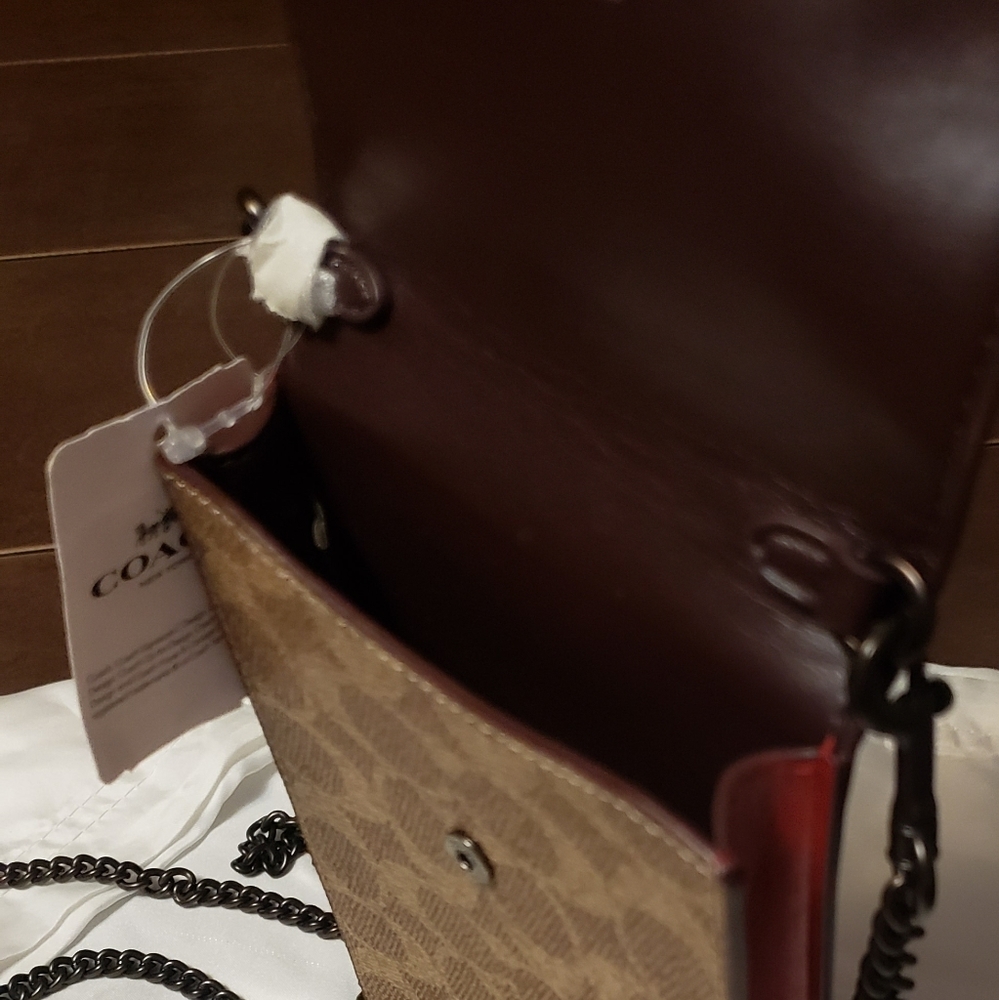 Snap Phone crossbody